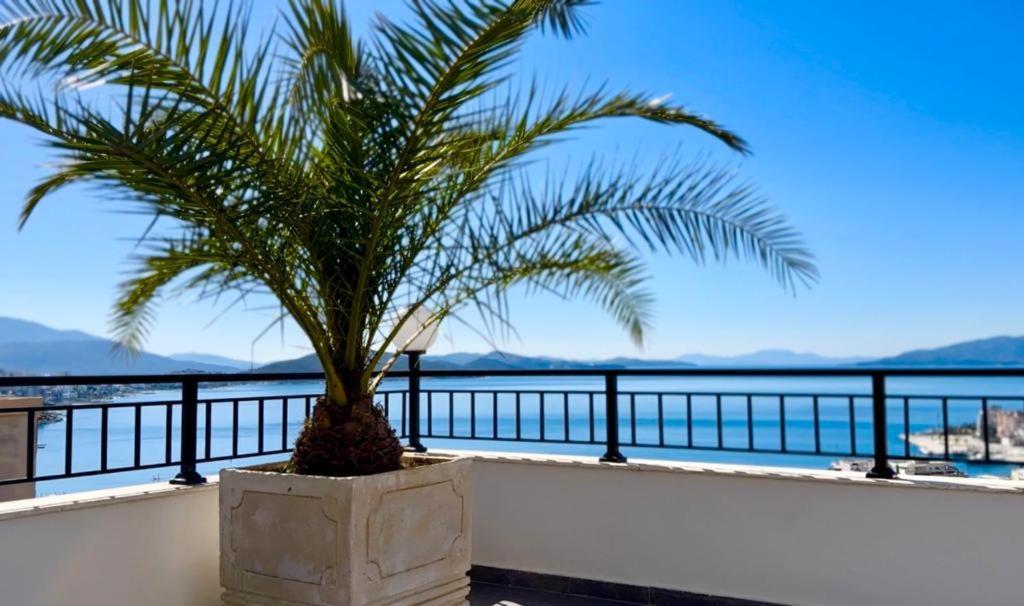 Teuta- Luxury Penthouse 200M2 Lejlighed Sarandë Eksteriør billede